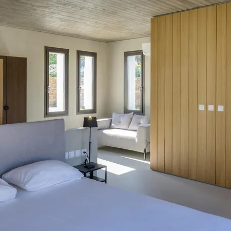 Donatos Mégas Yialós-Nítes